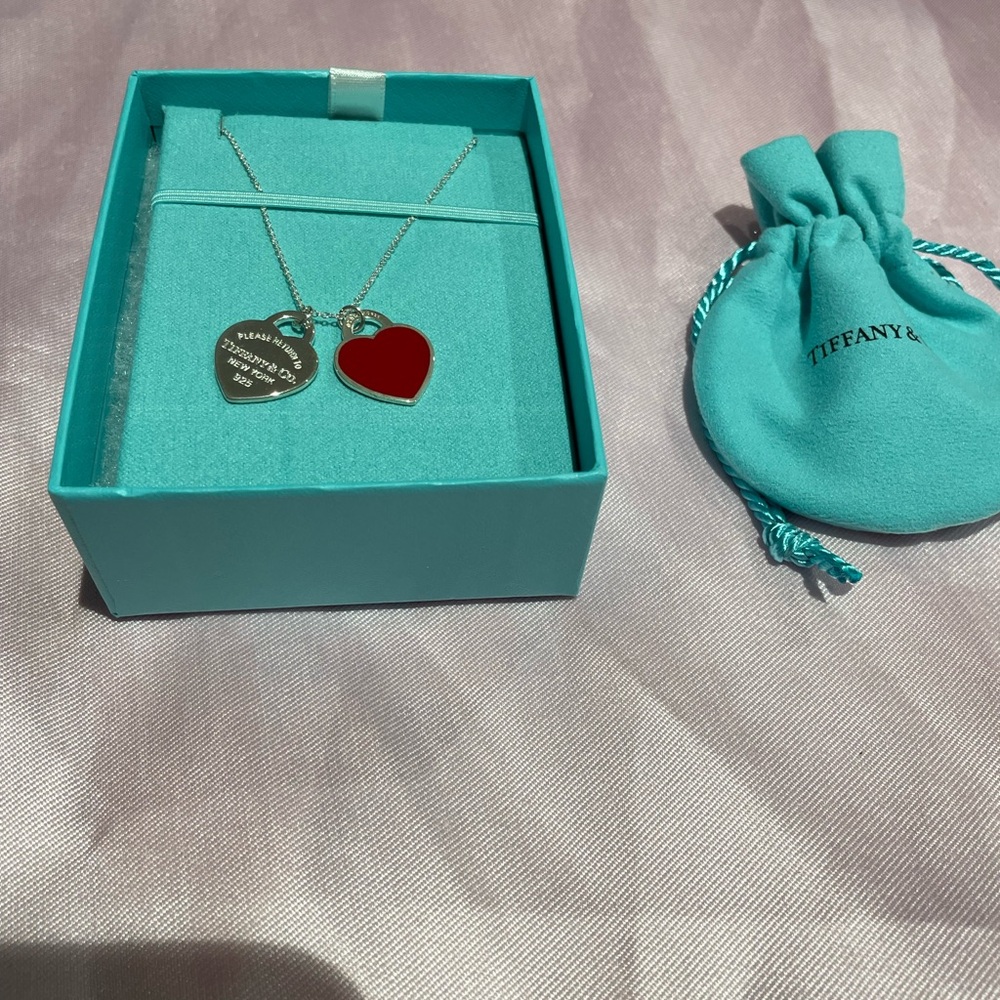 Return to Tiffany Double Heart Pendant Necklace- Red Enamel, Adjustable - Picture 4 of 7
